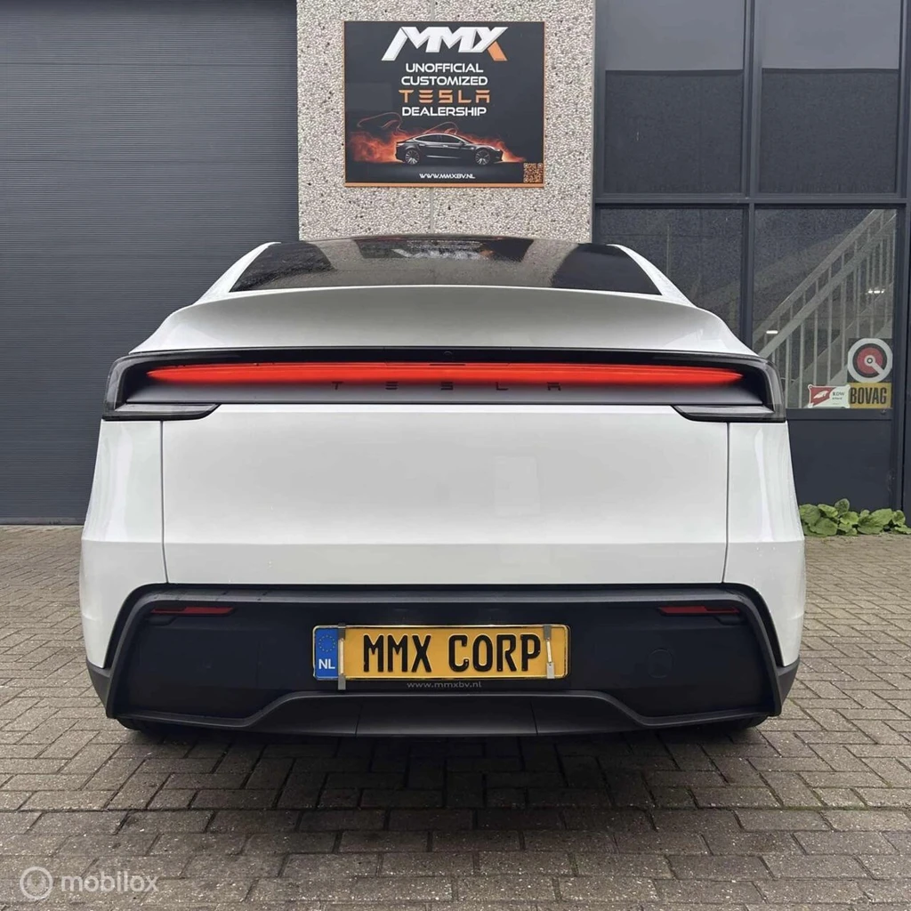 Tesla Model Y – foto 4