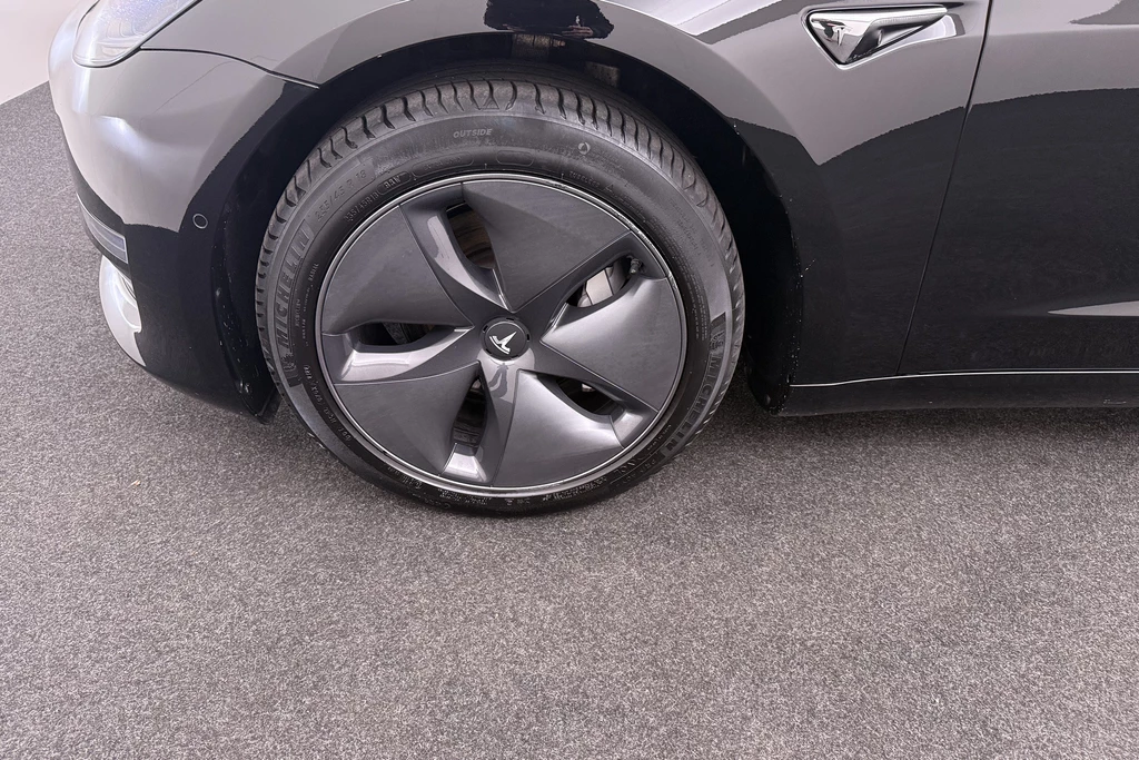 Tesla Model 3 – foto 7