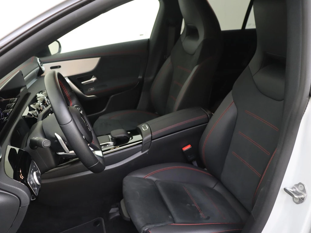 Mercedes-Benz CLA – foto 11