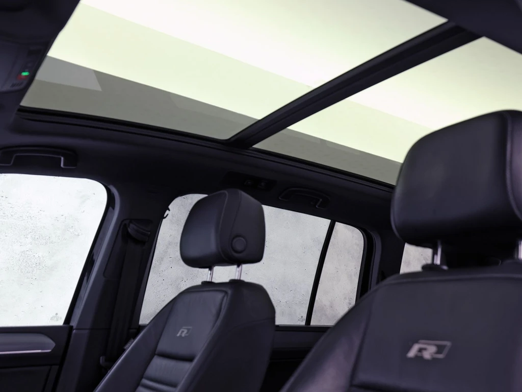 Volkswagen Touran – foto 12