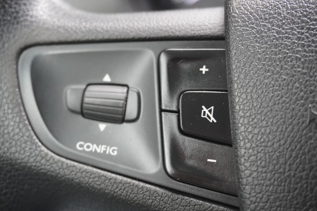 Opel Vivaro – foto 16