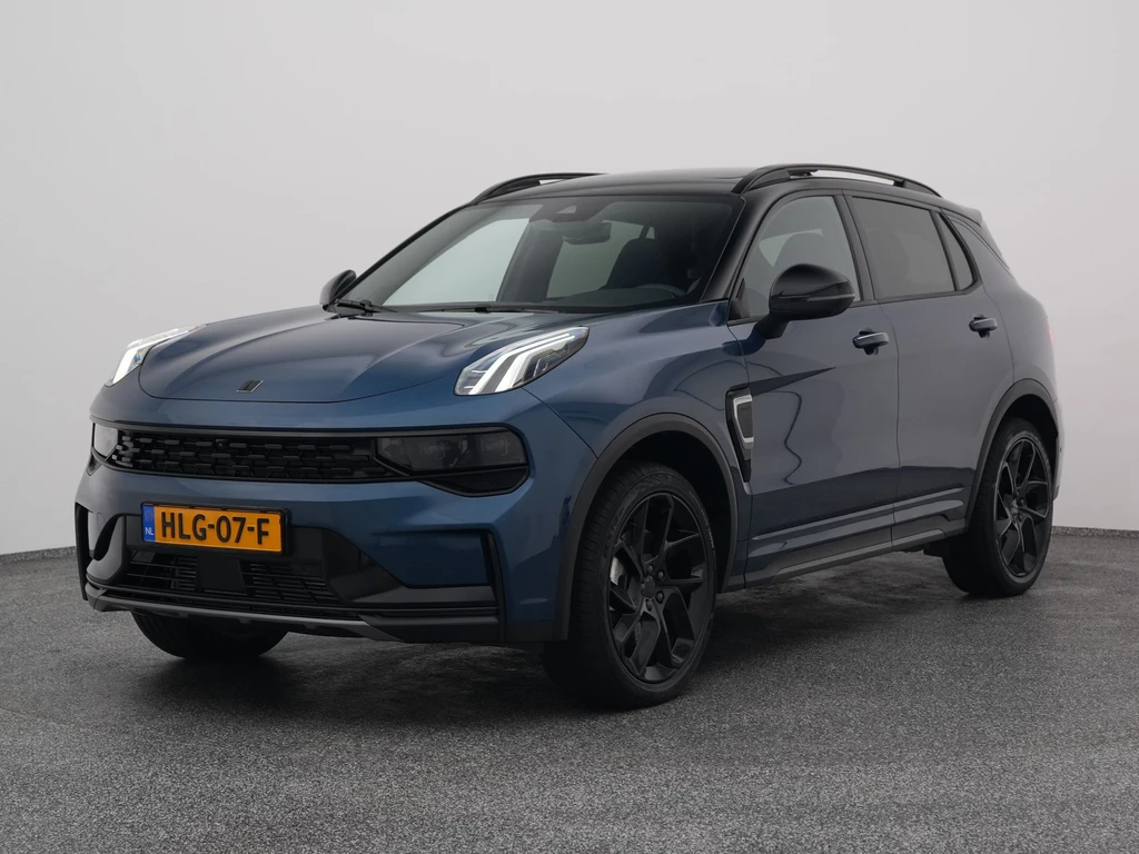 Lynk & Co 01 – foto 1