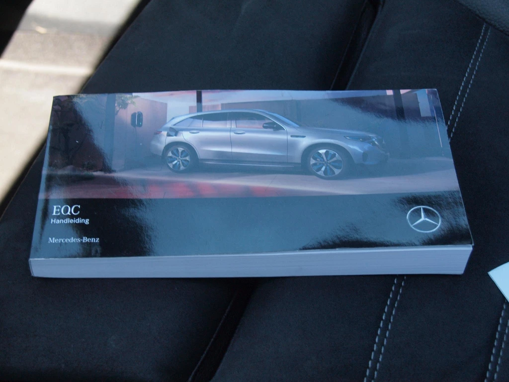 Mercedes-Benz EQC – foto 36