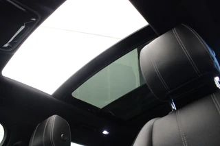 Land Rover Range Rover Velar – thumbnail 16