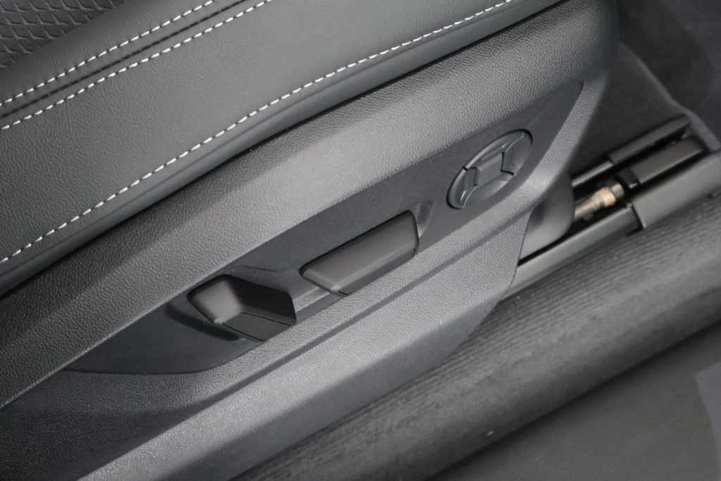 Audi Q8 – foto 14