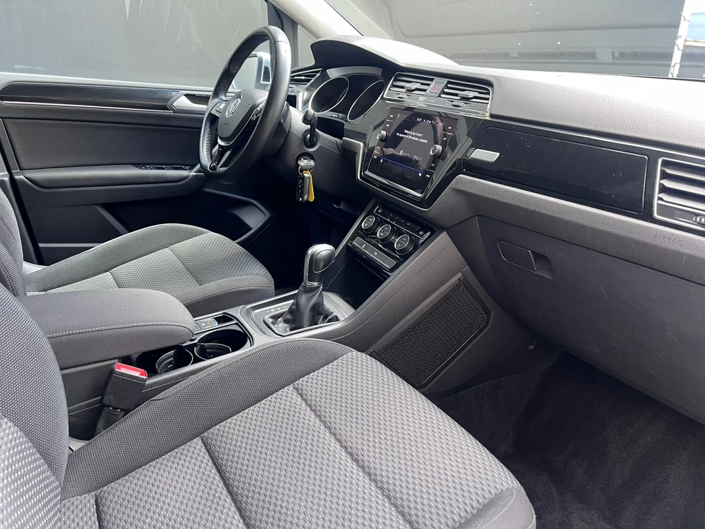 Volkswagen Touran – foto 21