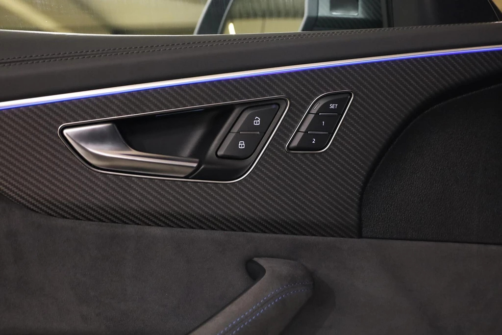 Audi RSQ8 – foto 44