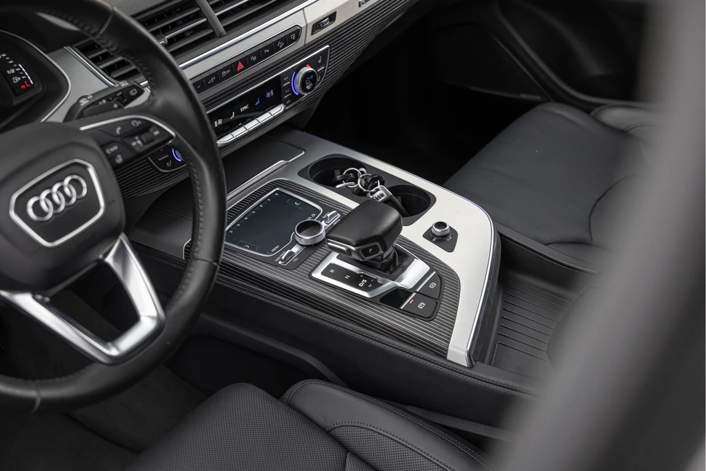 Audi Q7 – foto 25