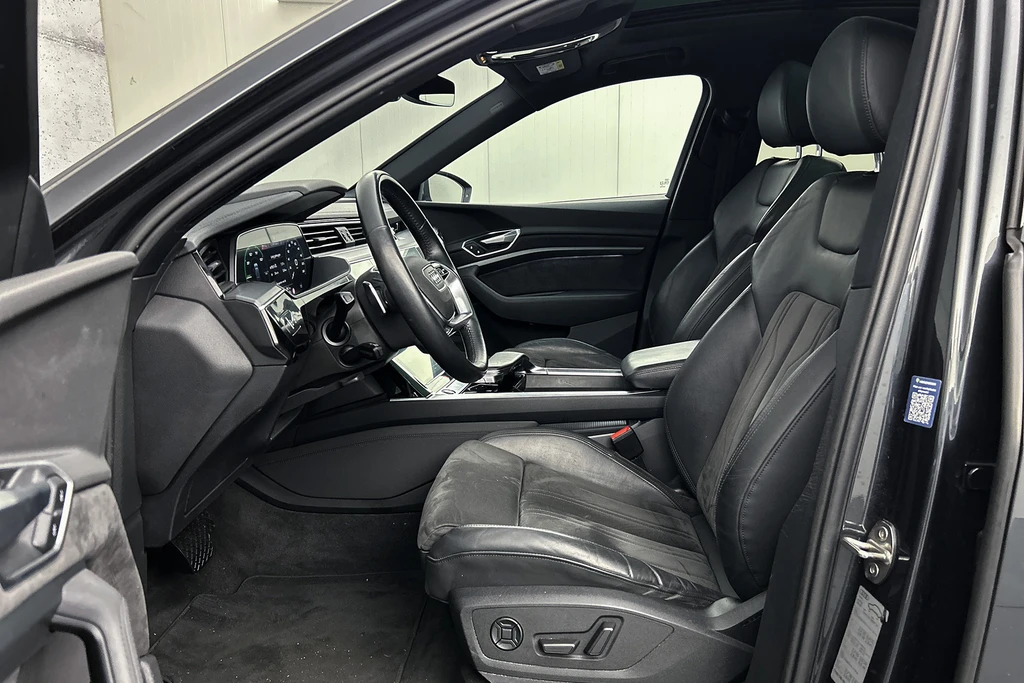 Audi e-tron – foto 32