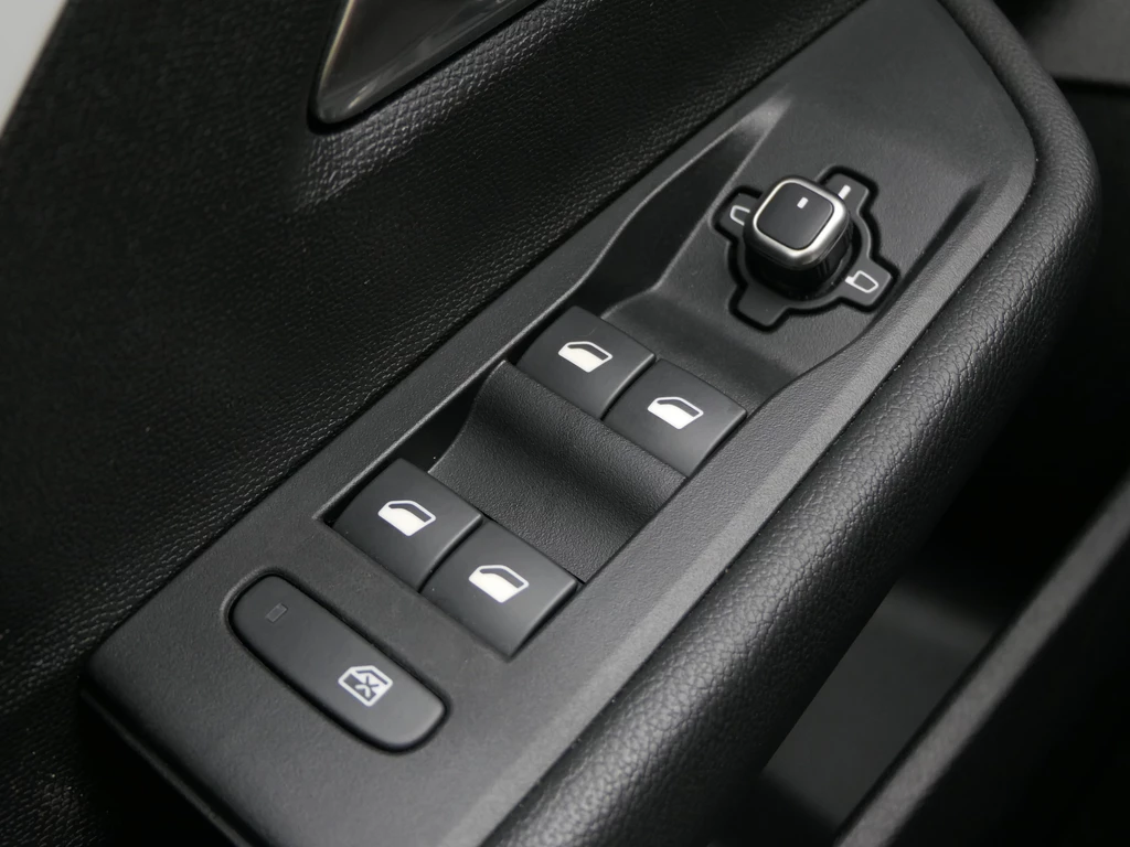 Opel Astra – foto 21