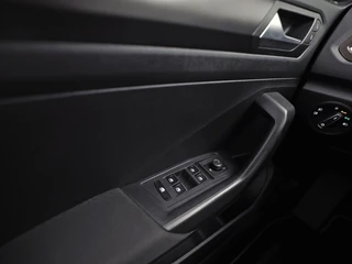 Volkswagen T-Roc – thumbnail 25