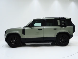 Land Rover Defender – thumbnail 2