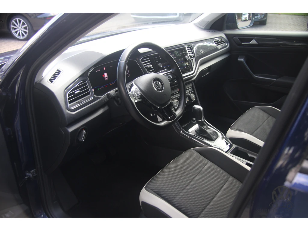 Volkswagen T-Roc – foto 7