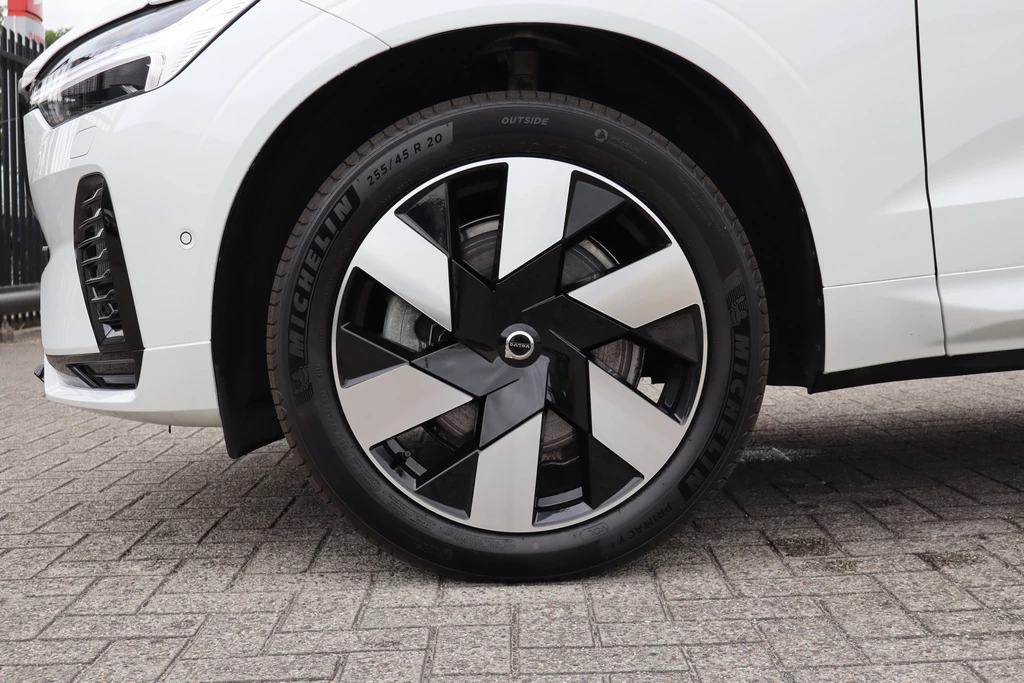 Volvo XC60 – foto 11