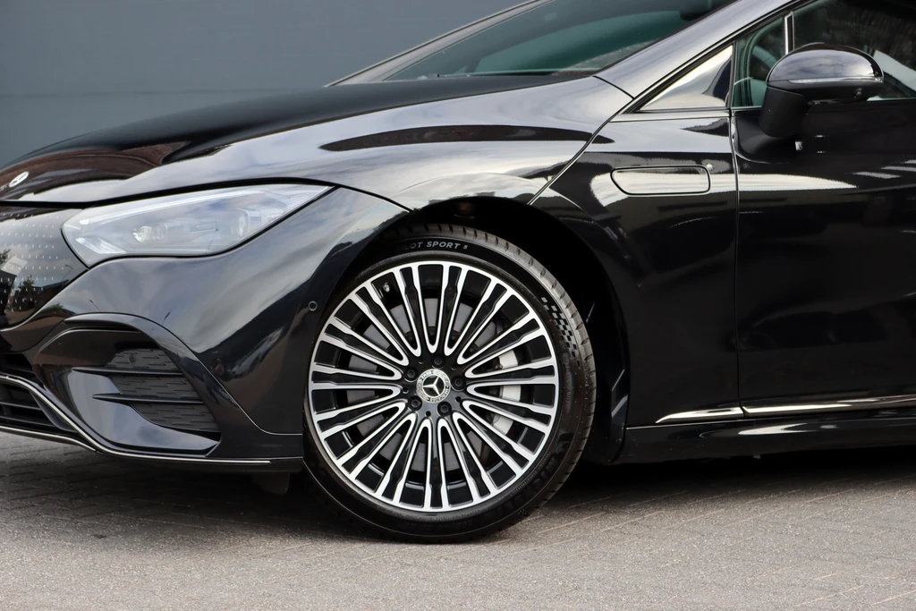 Mercedes-Benz EQE – foto 18