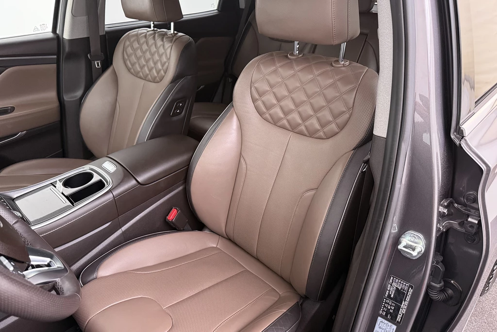 Hyundai Santa Fe – foto 9