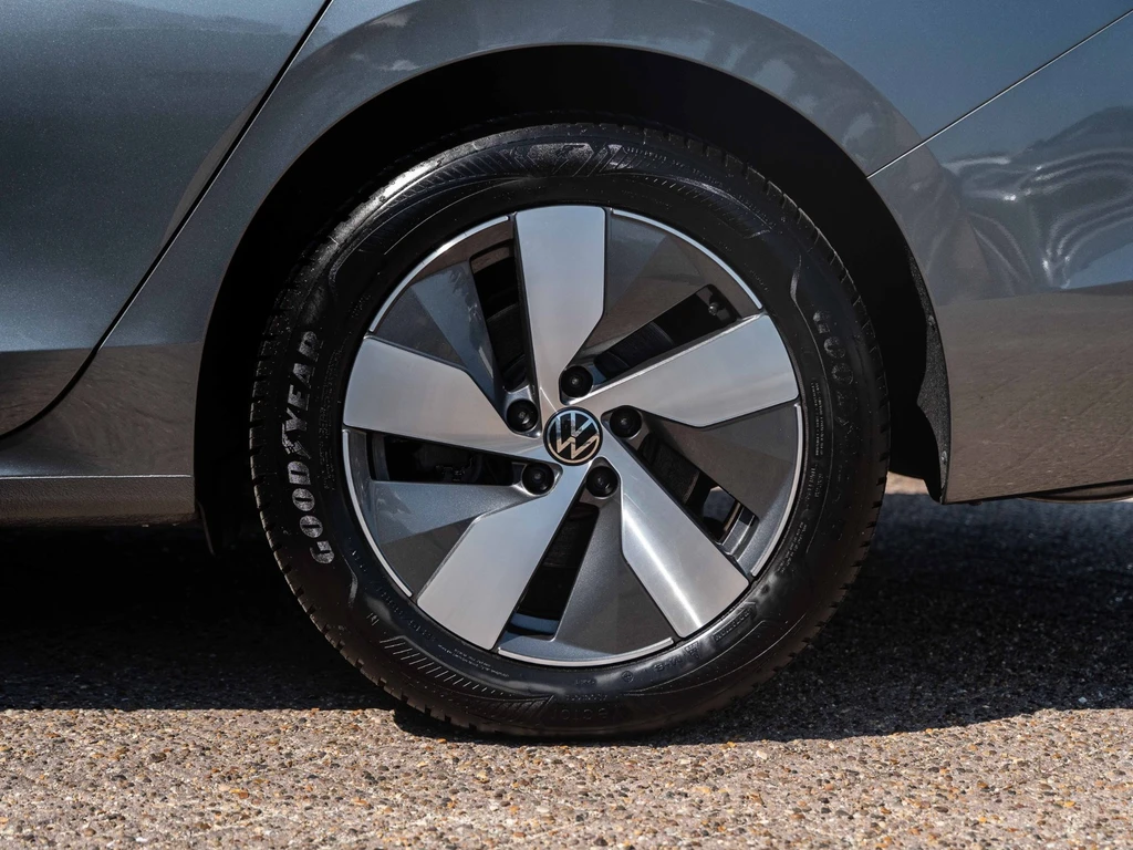 Volkswagen Passat – foto 12