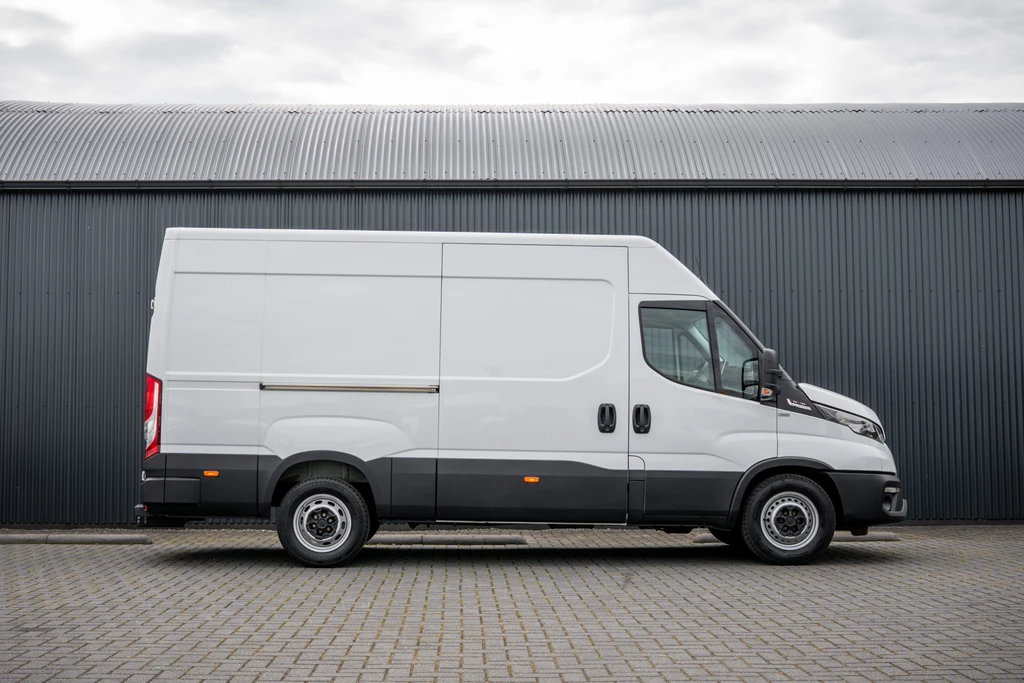 Iveco 35S18 | 3.0L 180PK | Automaat | NW MODEL | 3.5T Trekgewicht | Camera | Carplay | Climate – foto 4