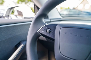 Tesla Model 3 – thumbnail 22