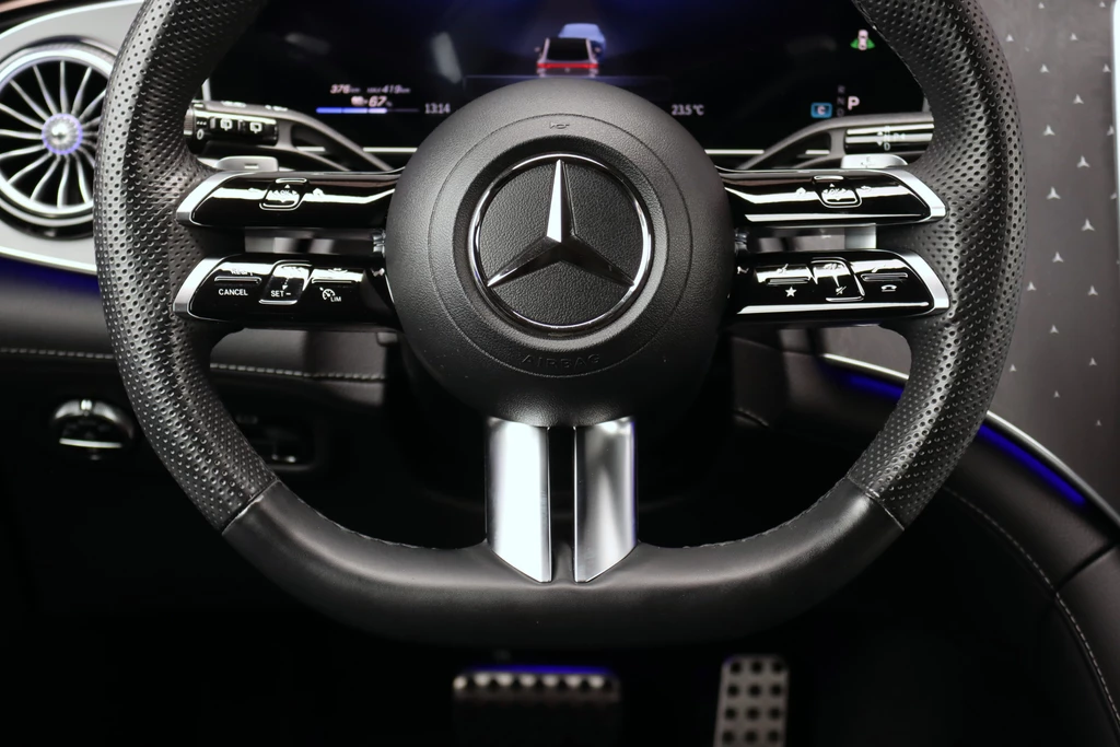 Mercedes-Benz EQE – foto 29
