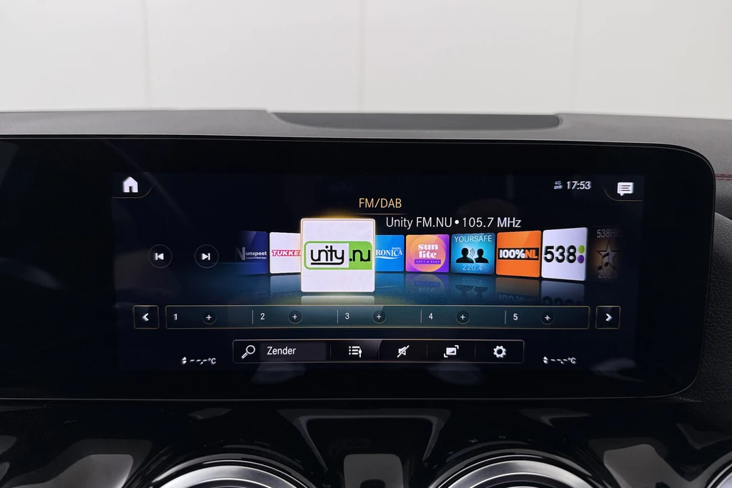 Mercedes-Benz EQA – foto 29