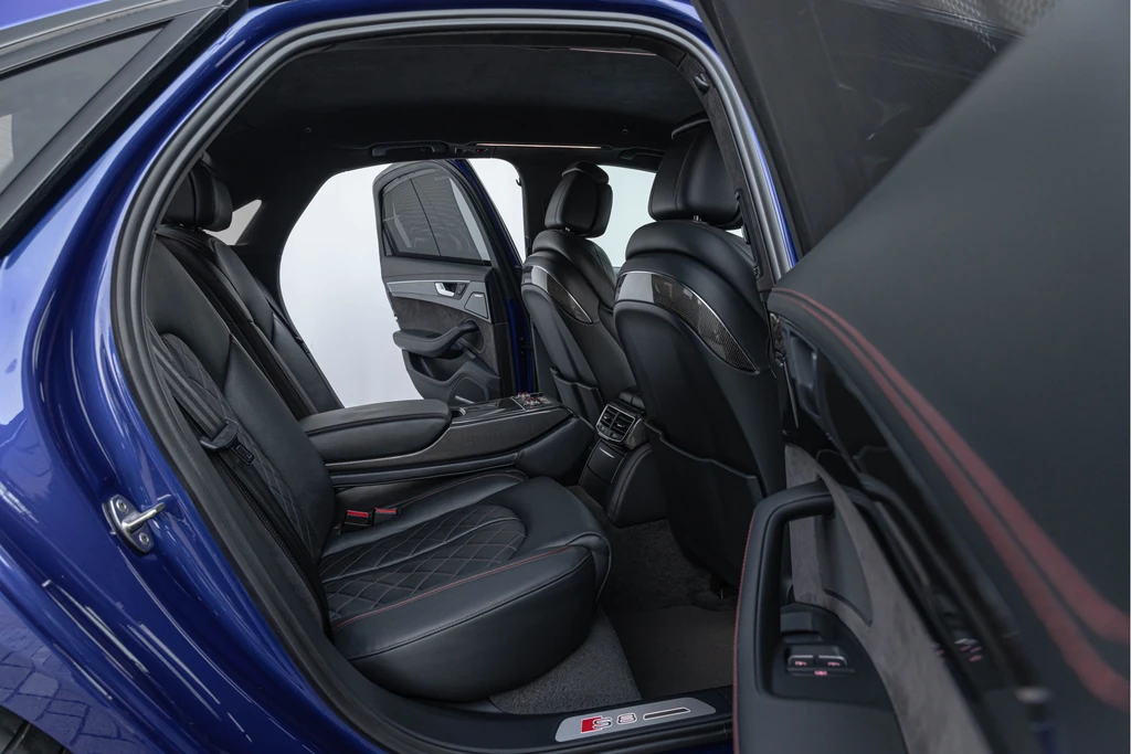 Audi S8 – foto 14