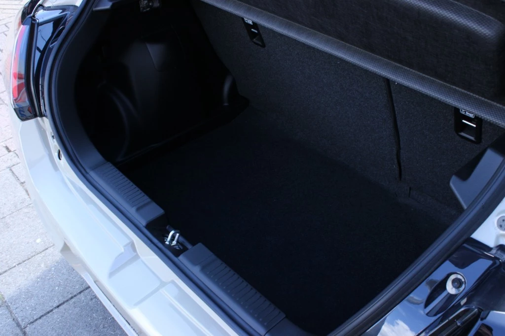 Suzuki Swift – foto 9