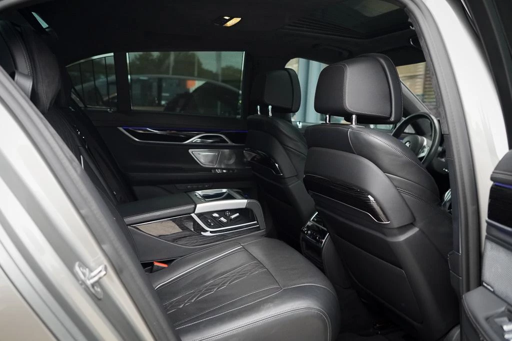 BMW 7 Serie – foto 13