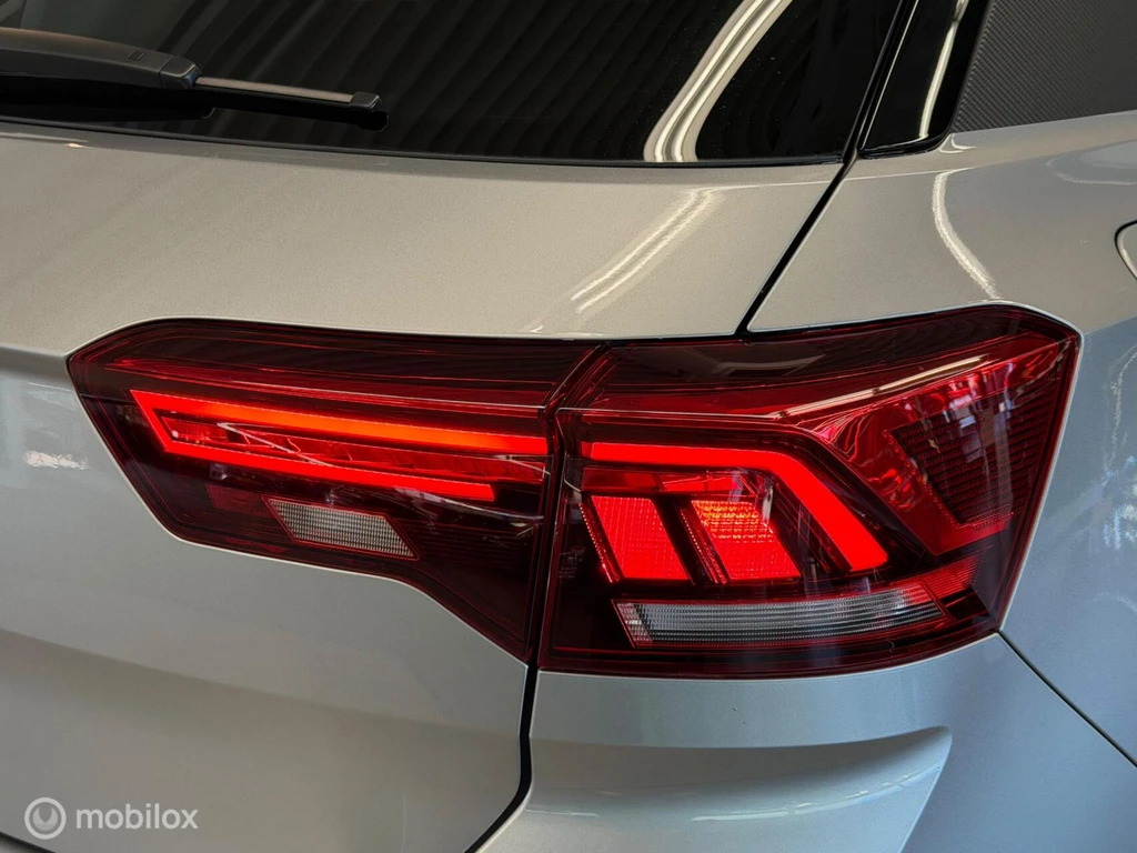 Volkswagen T-Roc – foto 17