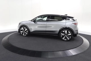 Renault Megane E-Tech – thumbnail 3