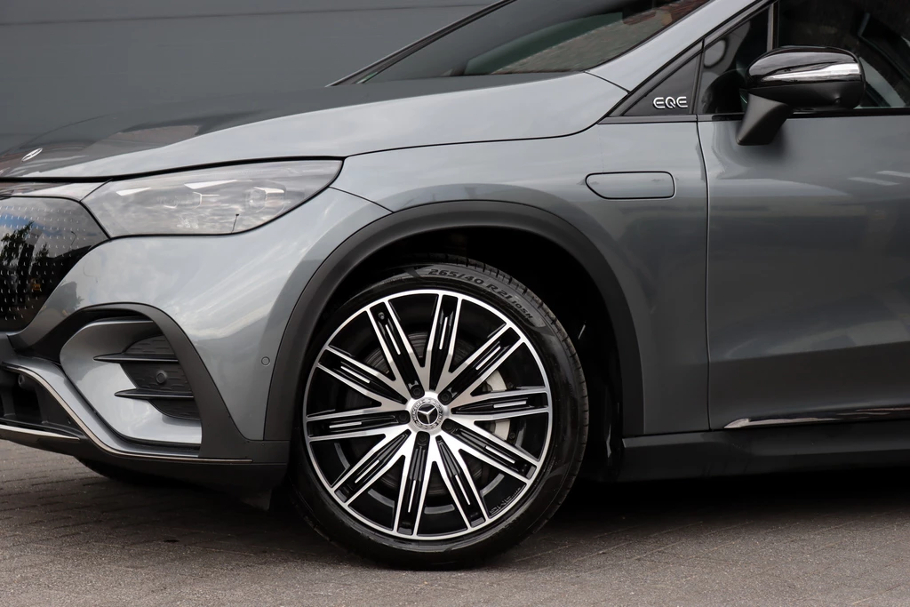 Mercedes-Benz EQE – foto 19