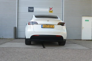 Tesla Model Y – thumbnail 2