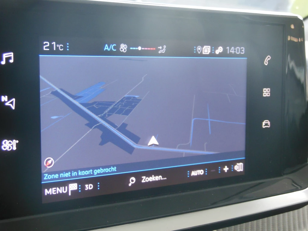 Peugeot 208 – foto 11