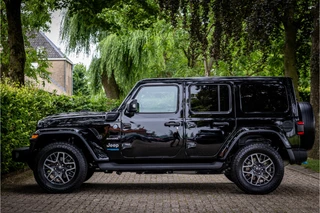 Jeep Wrangler – thumbnail 4