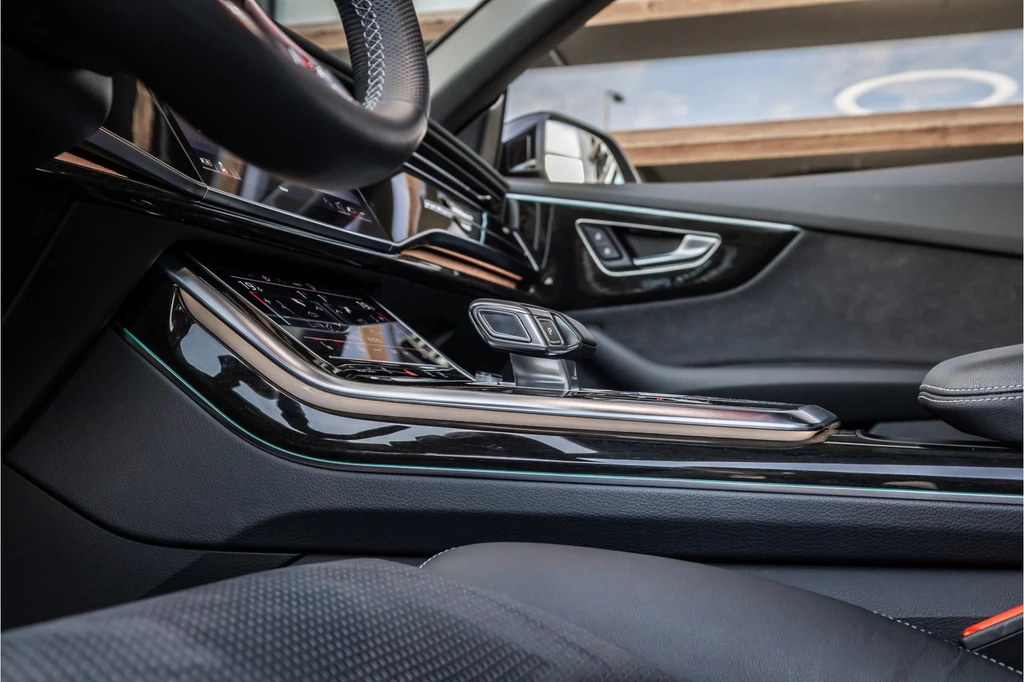 Audi Q8 – foto 25