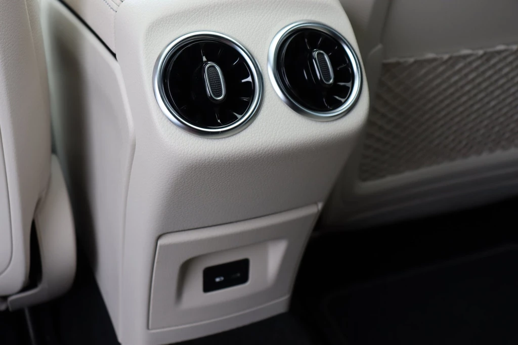 Mercedes-Benz CLA – foto 36