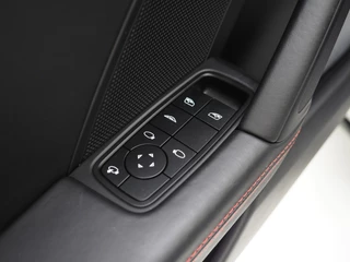Porsche 911 – thumbnail 28