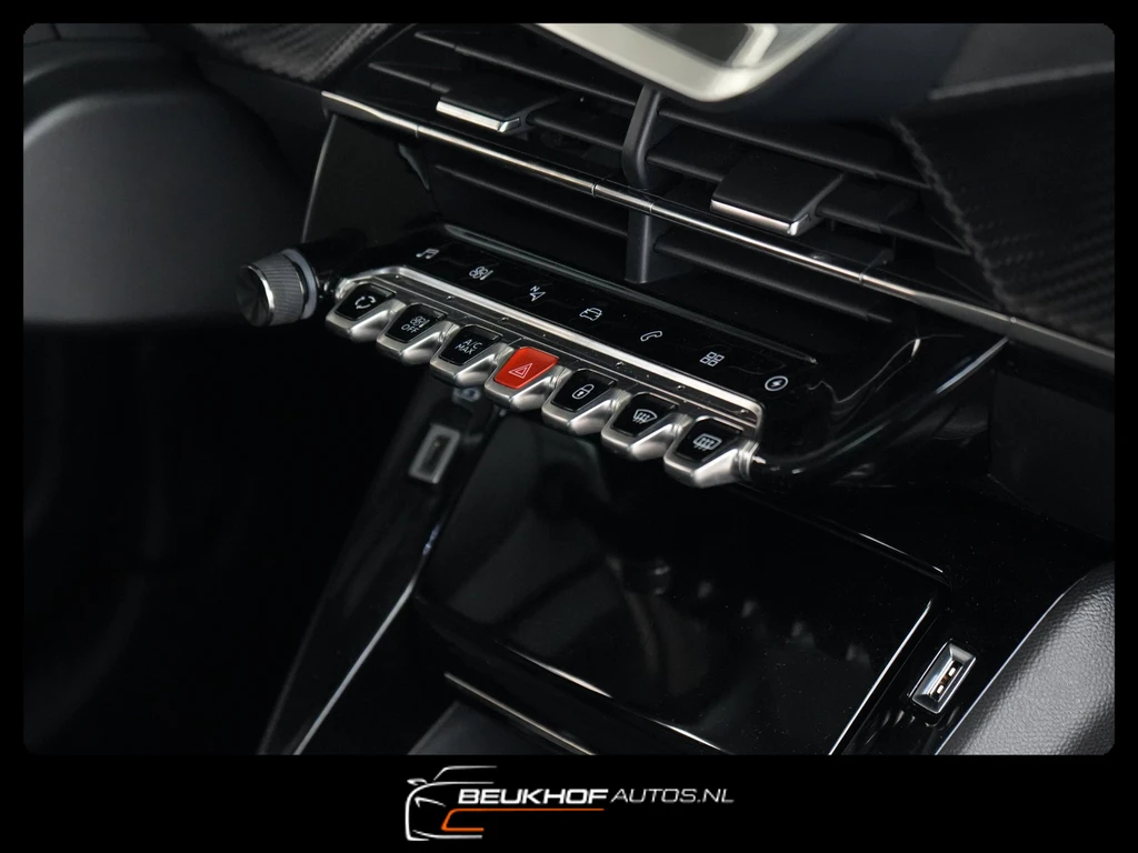 Peugeot e-2008 – foto 15