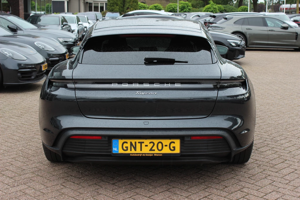 Porsche Taycan – foto 4