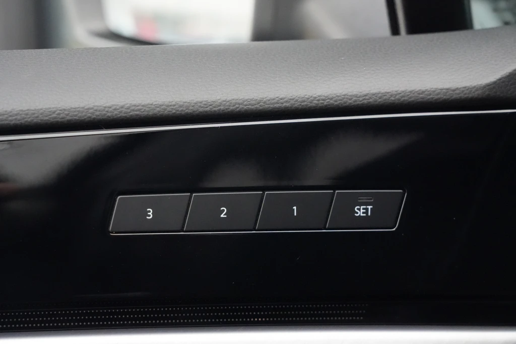 Volkswagen Touareg – foto 29
