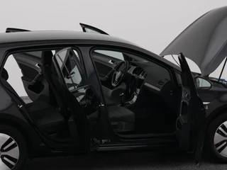 Volkswagen e-Golf – thumbnail 37