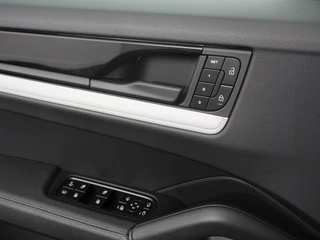 Porsche Cayenne – thumbnail 45