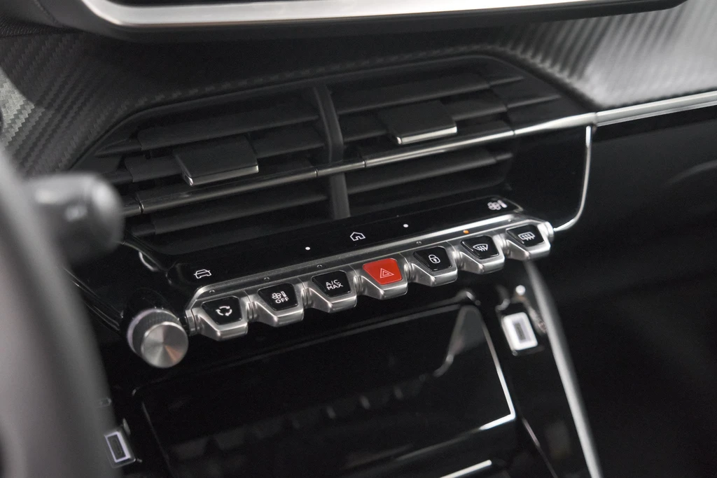 Peugeot e-2008 – foto 37