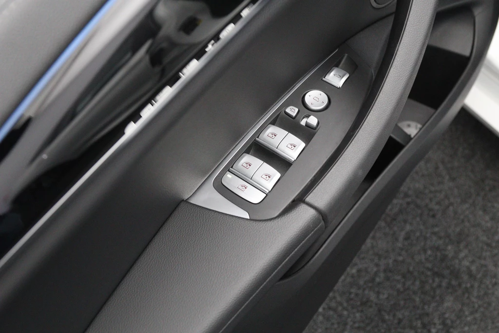 BMW iX3 – foto 16