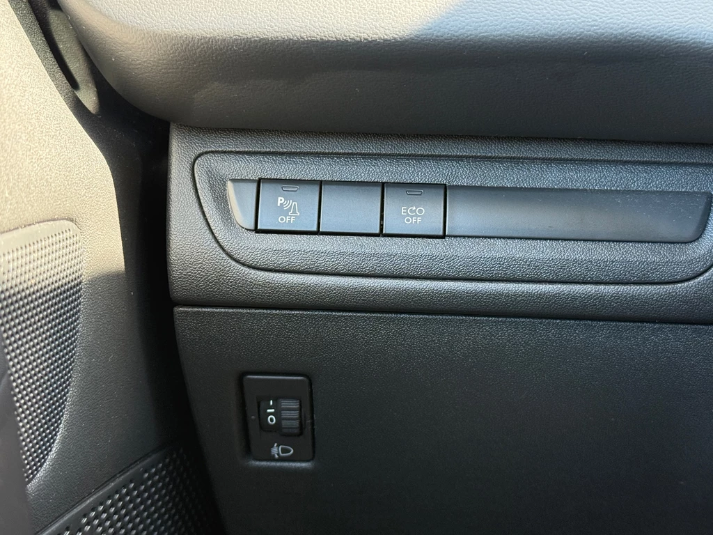 Peugeot 208 – foto 25