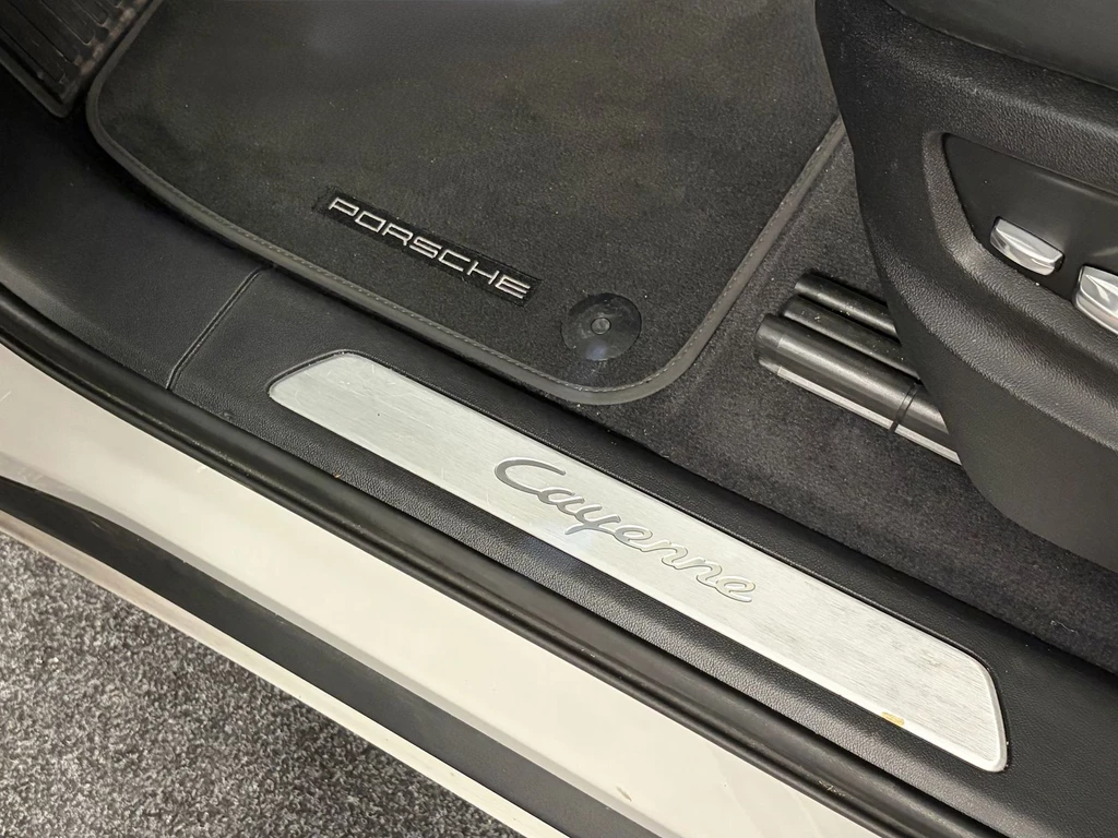 Porsche Cayenne – foto 26