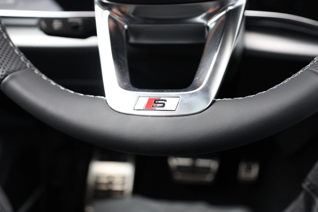 Audi Q8 – foto 33