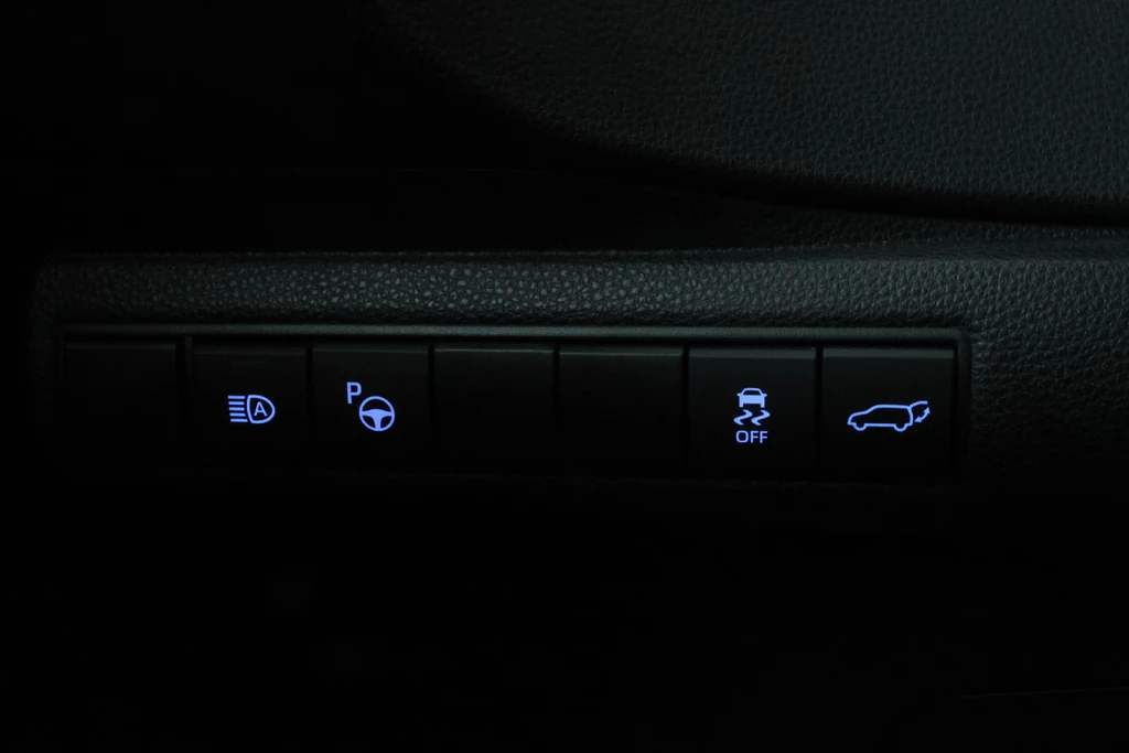 Toyota Corolla Touring Sports – foto 20