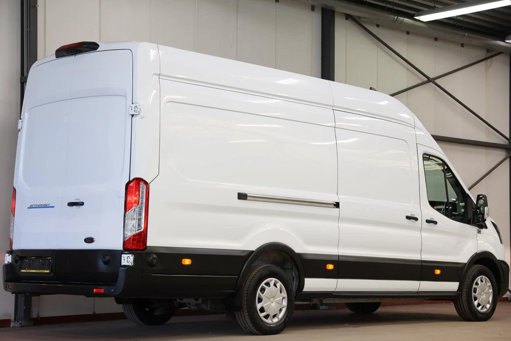 Ford E-Transit – foto 3