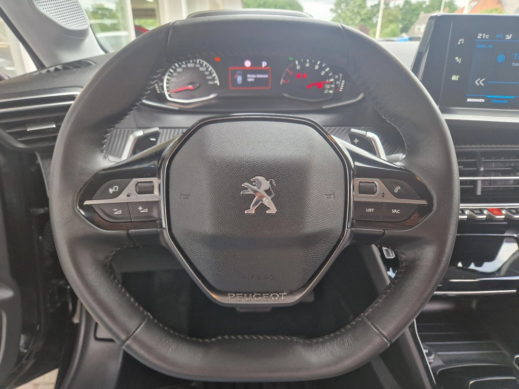Peugeot 208 – foto 14